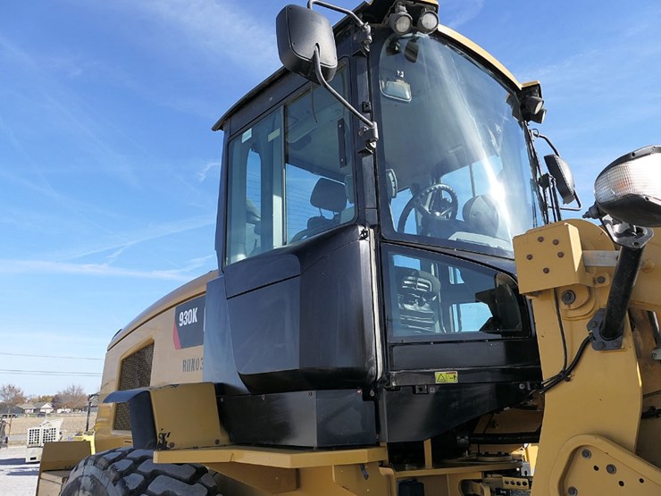 2014-caterpillar-930k-image-27