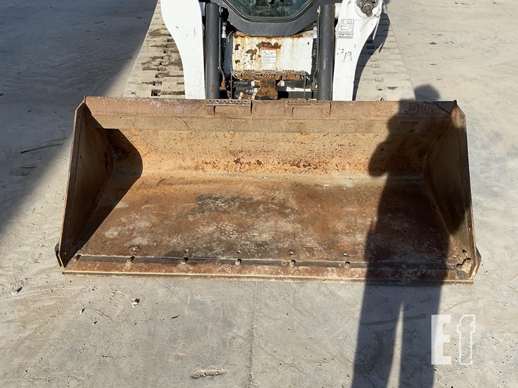 2020-bobcat-t770-image-9