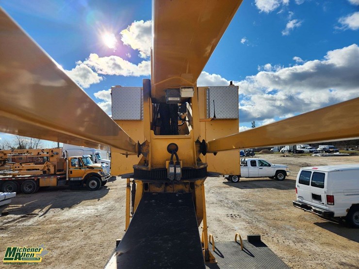 2008-international-paystar-5600i-image-15