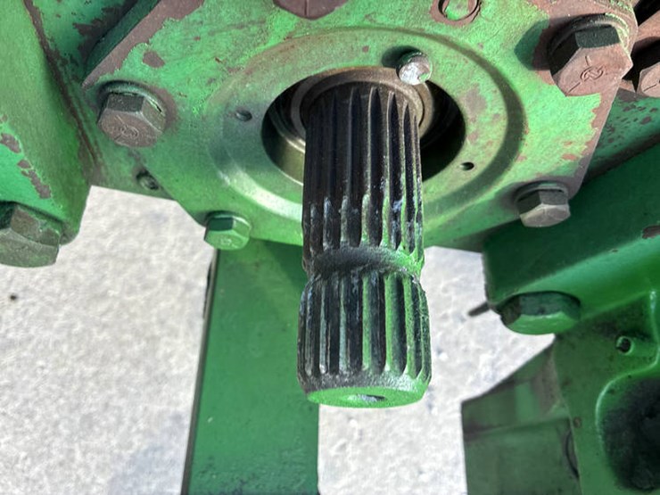 1994-john-deere-4560-image-25