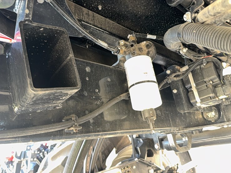 2023-case-ih-4350-patriot--sprayer-image-36