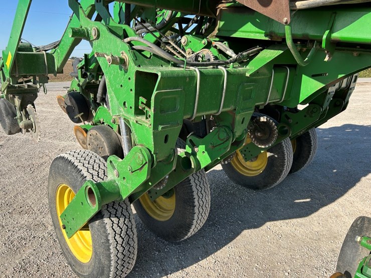 2004-john-deere-1790-image-63