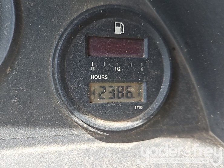 2018-club-car-carryall-1700-image-25