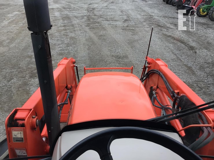 2021-kubota-m7060-image-15