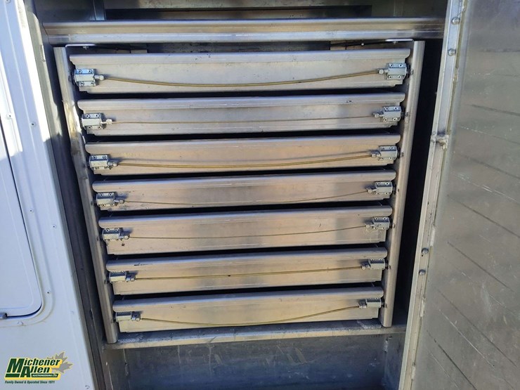 2016-gmc-sierra-3500hd-image-22