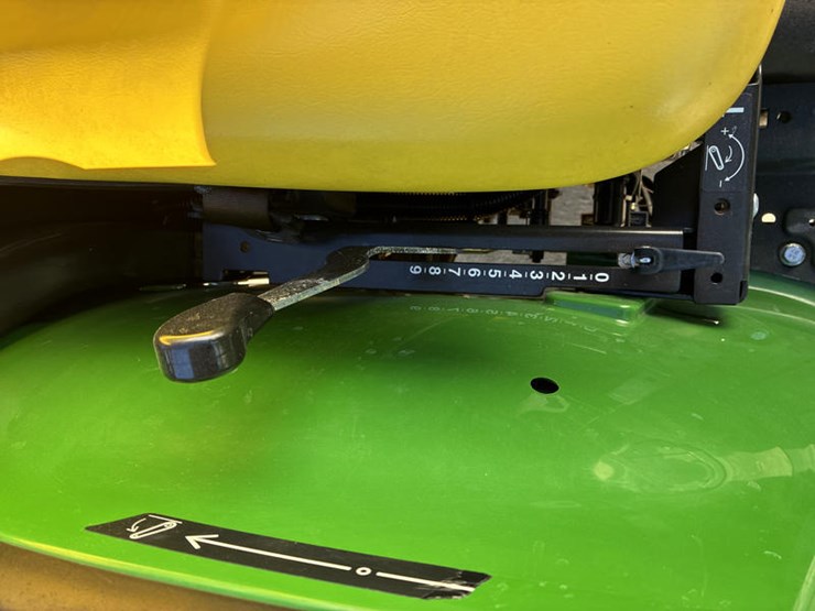 2018-john-deere-3038e-image-42