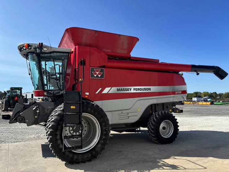 #122136-•-2009-mf-9795-#huc7217-image-11