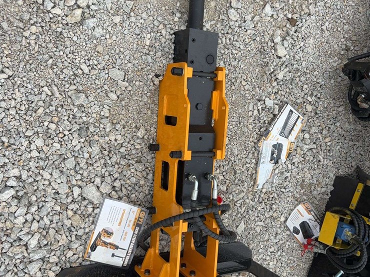 giyi-hydraulic-breaker-hammer-image-1
