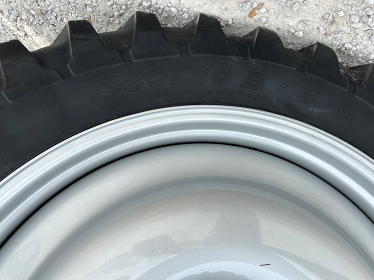 2014-case-ih-3200b-image-65