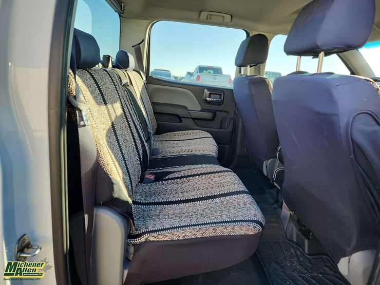 2017-chevrolet-silverado-1500-image-18