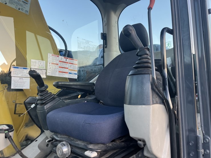 2018-kobelco-sk140sr-lc-5-image-15