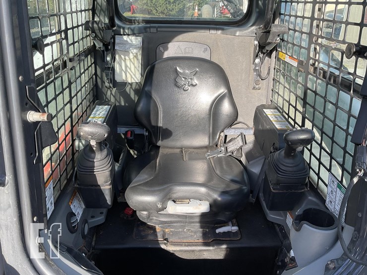 2020-bobcat-t770-image-14