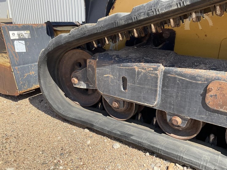 2015-deere-323e-image-20