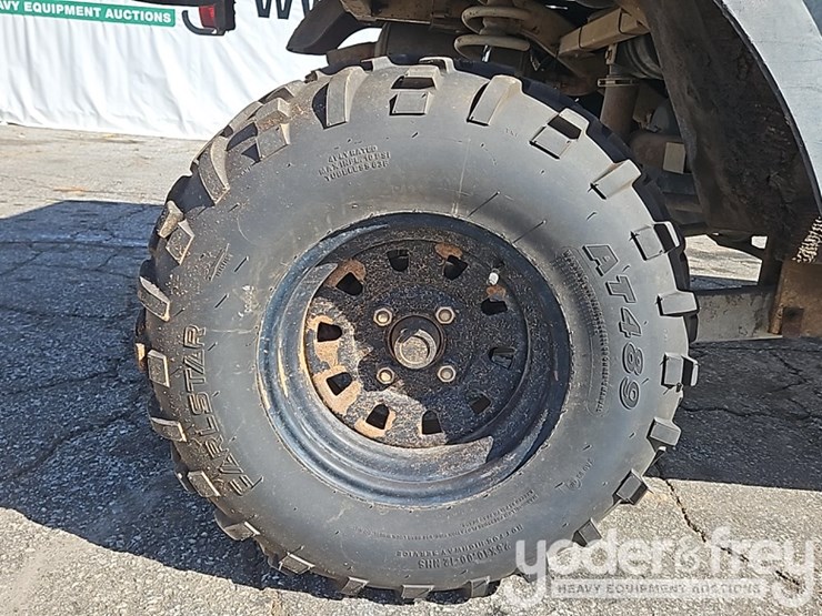 2018-club-car-carryall-1500-image-9