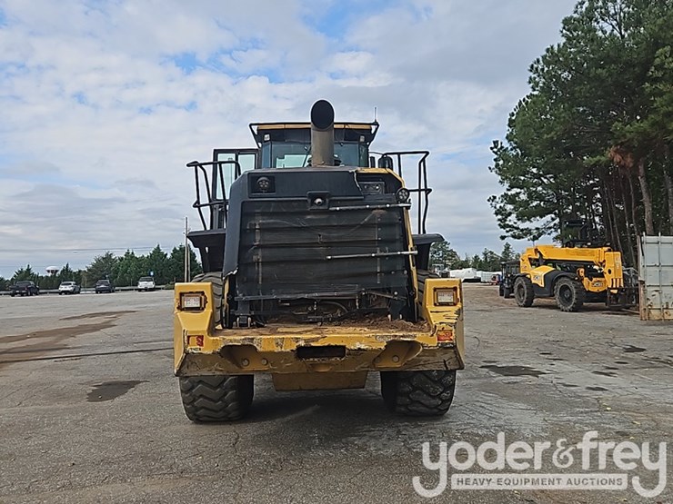 2011-caterpillar-972k-image-4