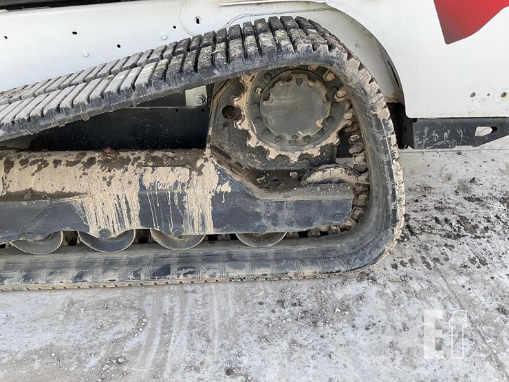 2020-bobcat-t630-image-11