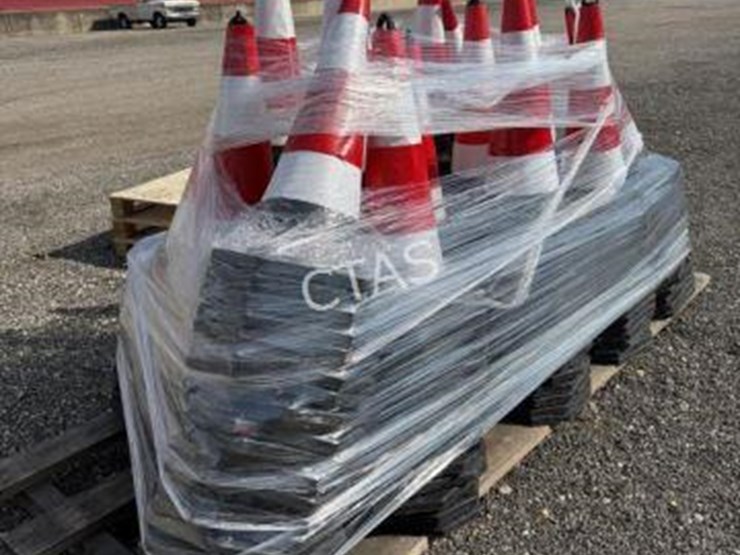 #66-•-iranch-safety-traffic-cones---qty:-250-image-2