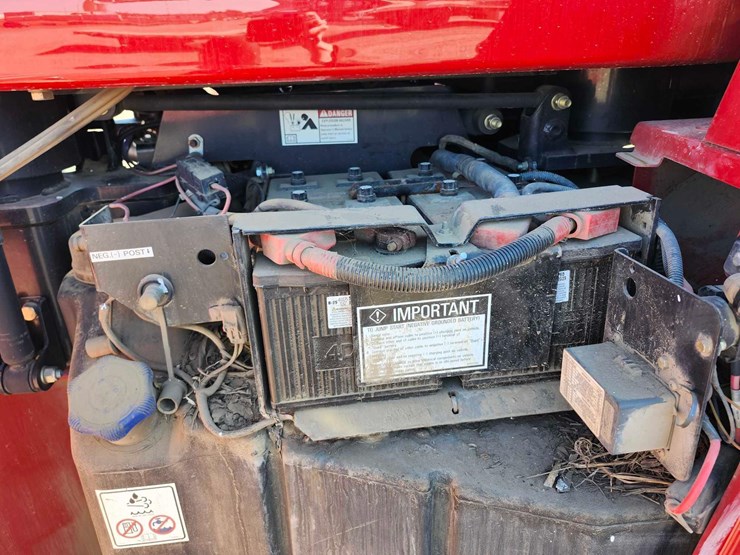 2012-case-ih-400-image-53