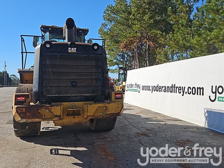 2017-caterpillar-966m-image-4