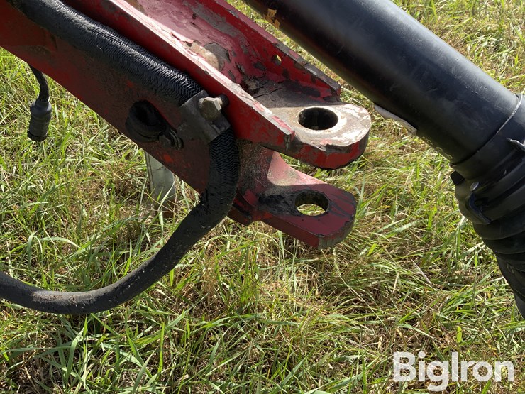 2013-new-holland-br7090-image-11