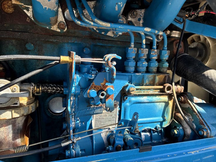 new-holland-2120-image-41