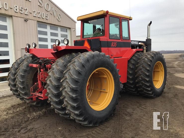 1983-versatile-835-image-6