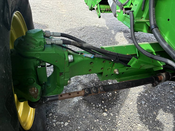 2014-john-deere-s680-image-10