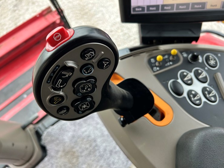 2019-case-ih-8250-image-44