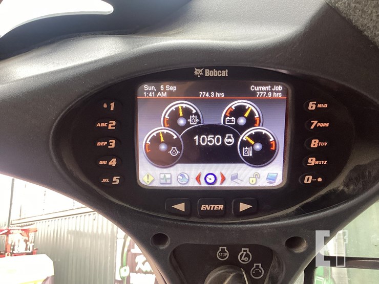 2019-bobcat-s770-image-18