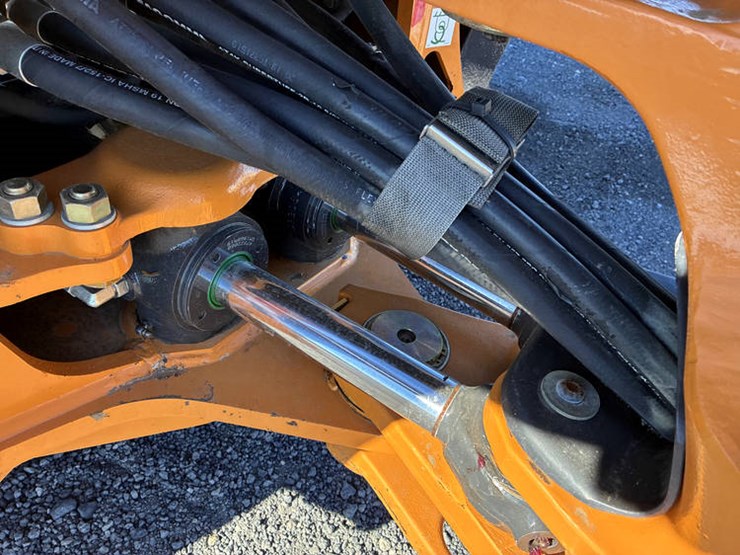 2020-case-580n-image-40