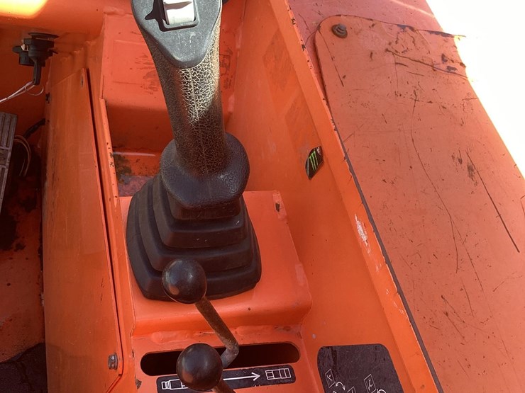 2017-sky-trak-10054-image-14