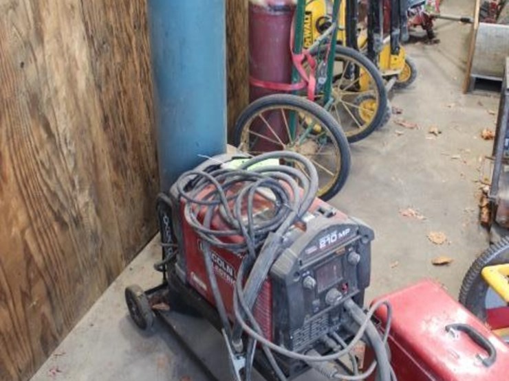 lincoln-210-mp-power-mig-welder-image-3