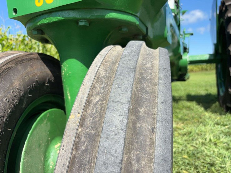 oliver-super-88-image-96