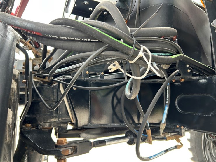 2014-case-ih-3200b-image-101