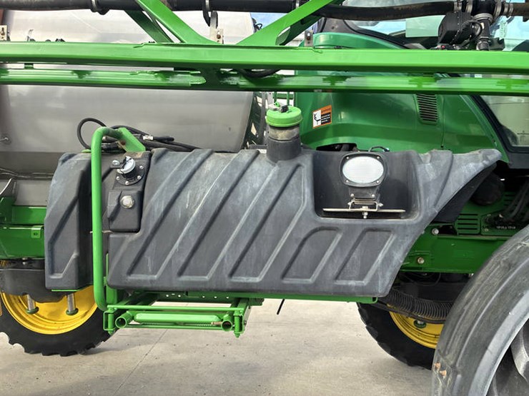 2014-john-deere-r4038-image-22