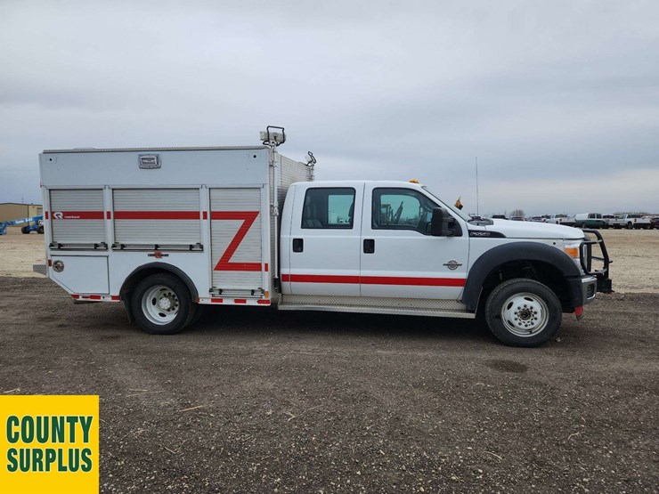 2011-ford-f550-image-19