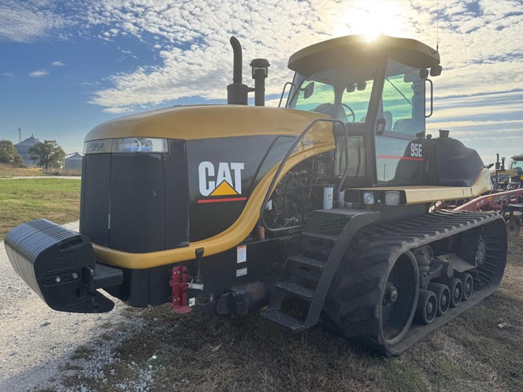 caterpillar-20-image-3