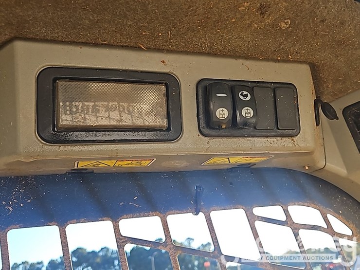 2019-caterpillar-257d-image-31