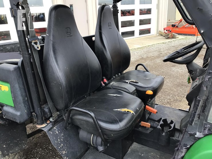 john-deere-gator-xuv-825i-image-16