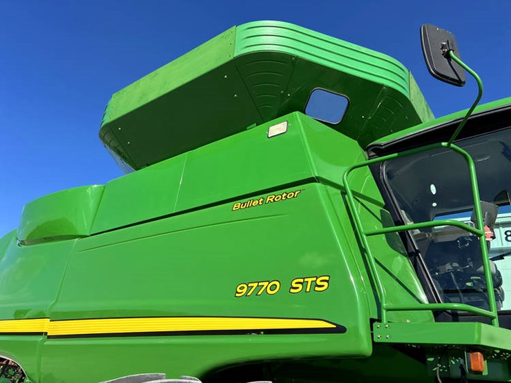 2009-john-deere-9770-sts-image-15