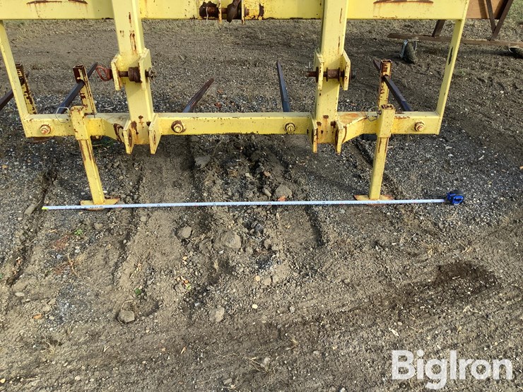 4-tine-square-bale-spear-image-13