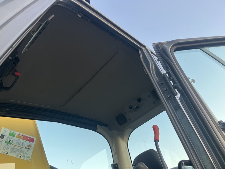 2018-kobelco-sk140sr-lc-5-image-14