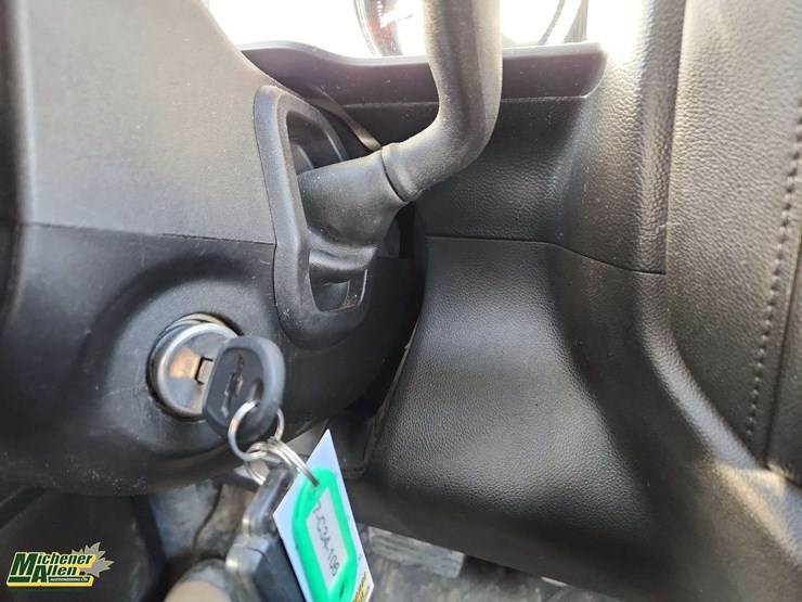 2021-chevrolet-silverado-2500hd-image-11