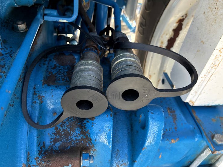 new-holland-2120-image-35