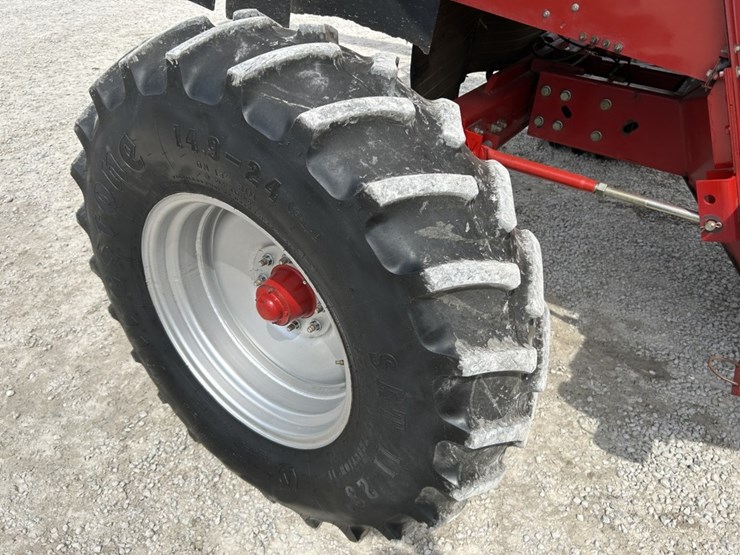2006-case-ih-2388-image-39