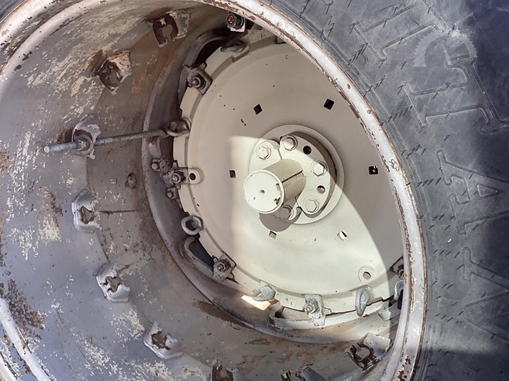 allis-chalmers-8550-image-30