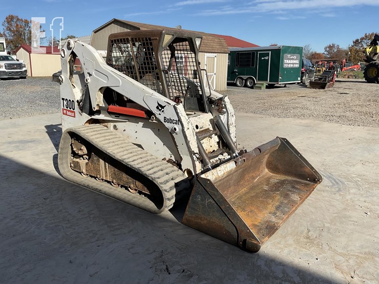 2005-bobcat-t300-image-6