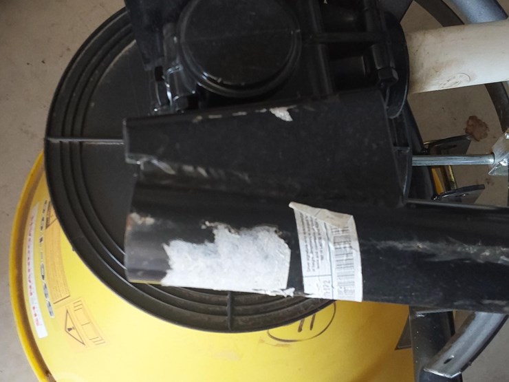 2023-mahindra-1635-hst-image-55