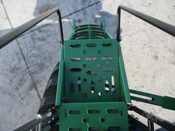 2013-john-deere-8360rt-image-49
