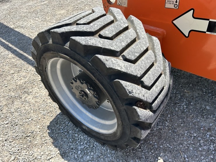 2008-jlg-800a-image-54